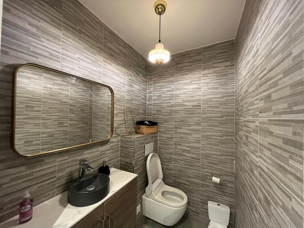 Appartement Luxueux Climatise Avec Terrasse, 6 Couchages - 17Eme Arrondissement De Paris Clichy Dış mekan fotoğraf